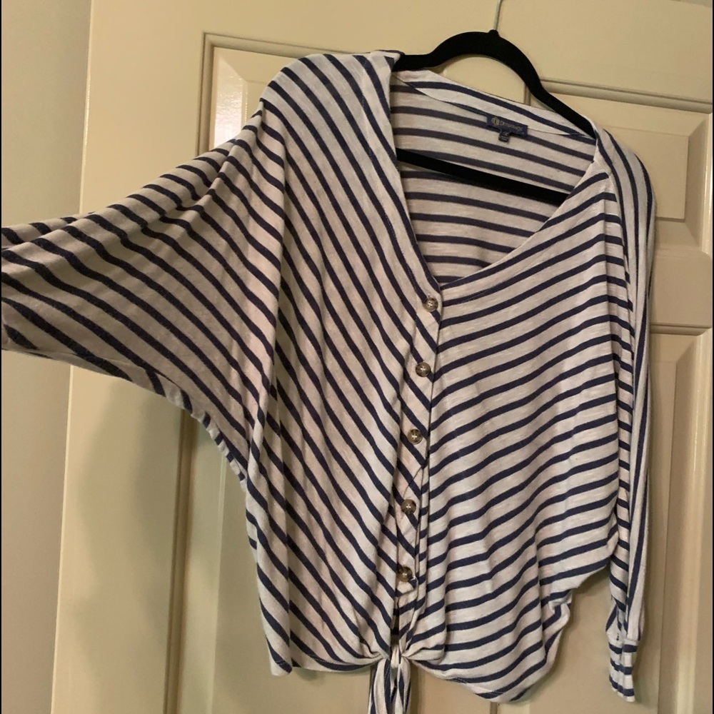 Democracy top. Medium Blue & off white, looks great with blue jeans.